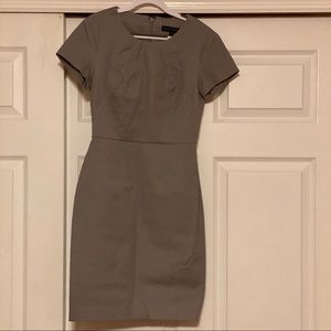 NWOT BR Short sleeve sheath midi dress